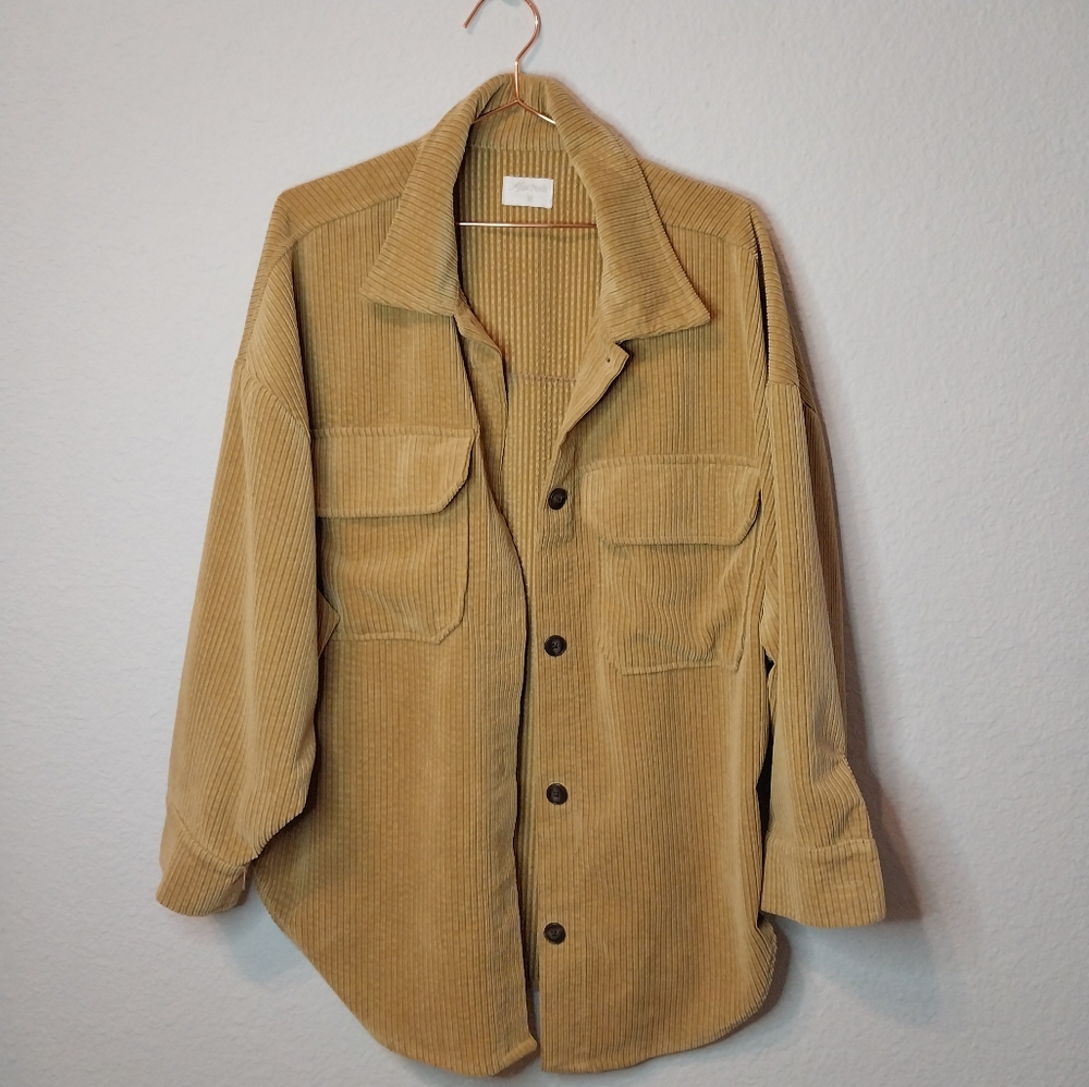 Cozi  Loose Fit/Oversized Casual/Lounge Tan Botton Shirt-Pockets for Women